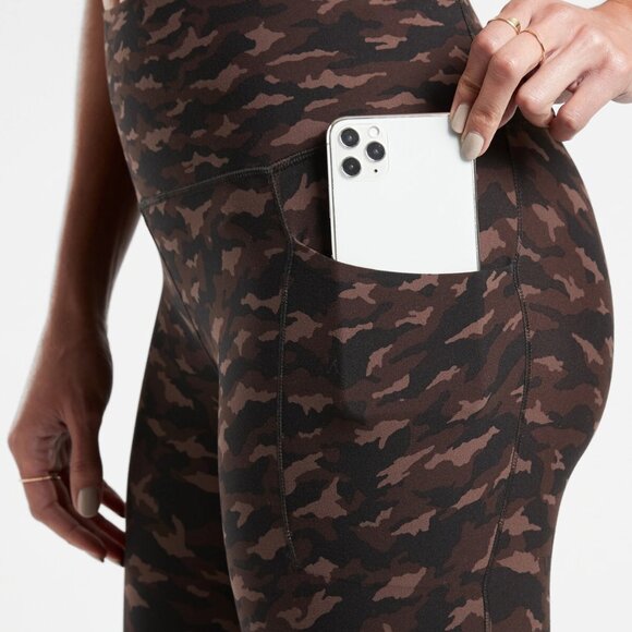 Athleta Salutation Stash 7/8 leggings PL large petiteTight Camo Lux Walnut Brown - Picture 2 of 11